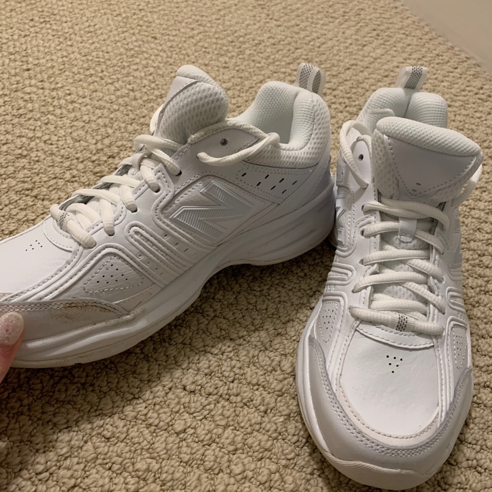 New Balance Shoes - Picture 4 of 7